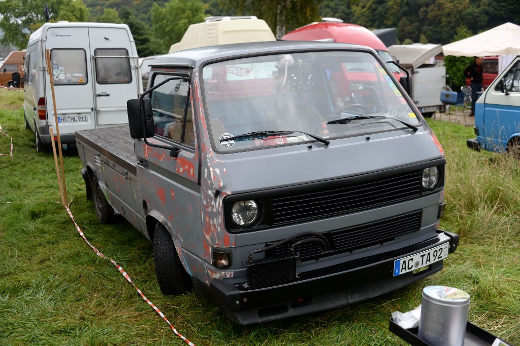 ../Images/VW Bustreffen Hatzenport 2017 046.jpg